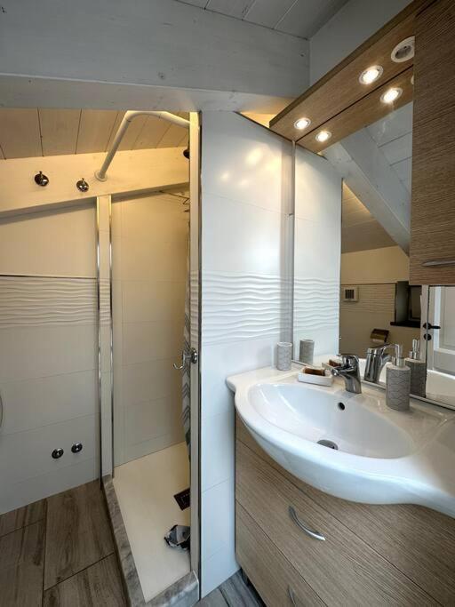 The Sweet Attic Room - De Vivo Realty Meta Di Sorrento מראה חיצוני תמונה