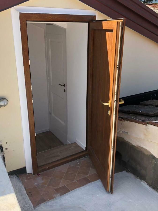 The Sweet Attic Room - De Vivo Realty Meta Di Sorrento מראה חיצוני תמונה